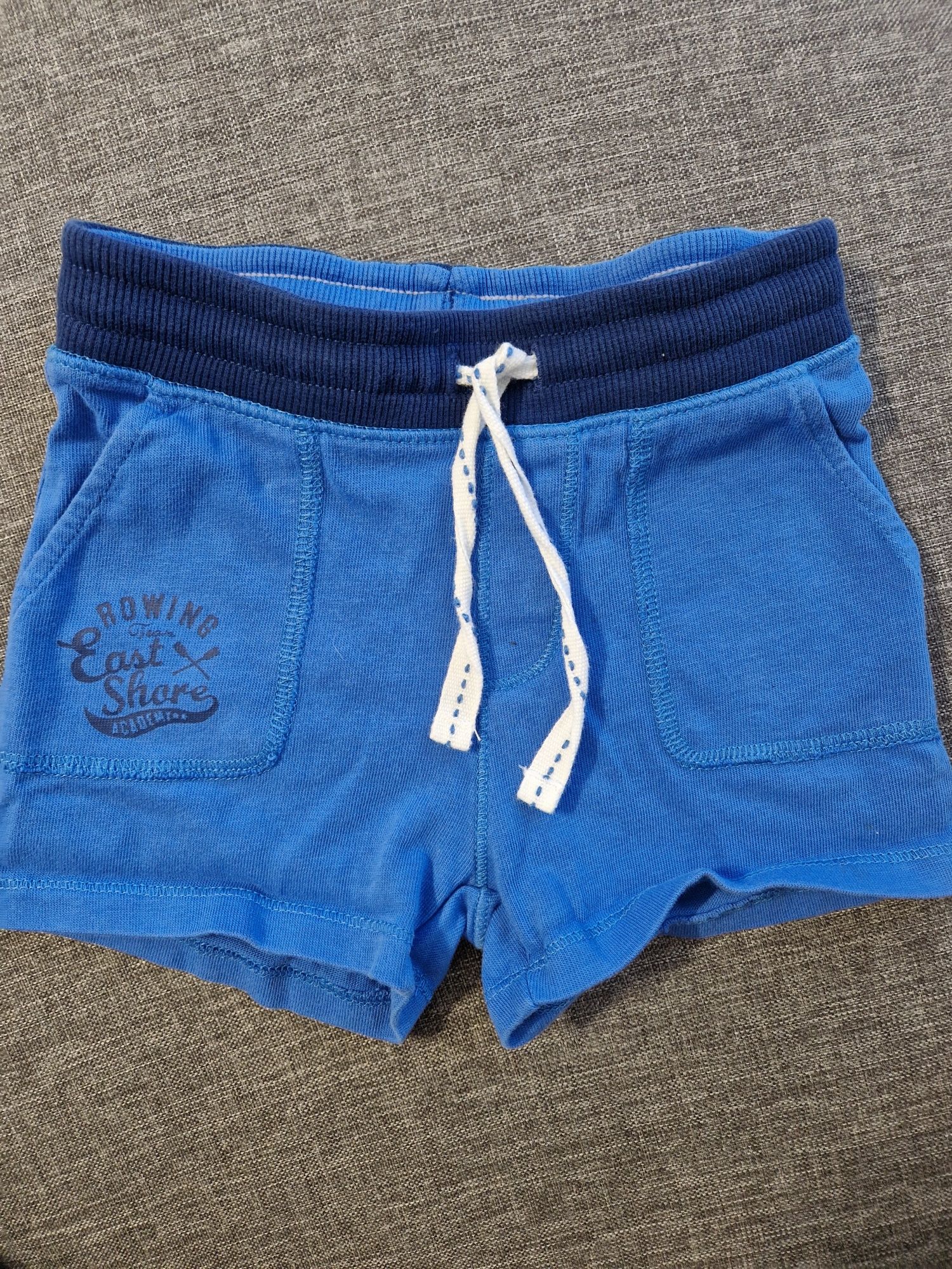 Krotkie spodenki h&m 4-6 miesiecy,  68 cm