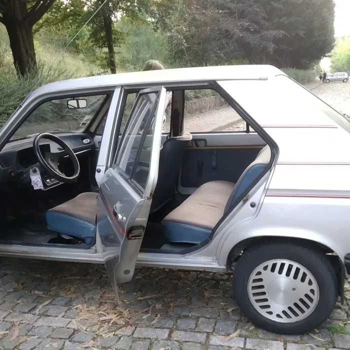 Peugeot 104 GL (Carro Clássico)