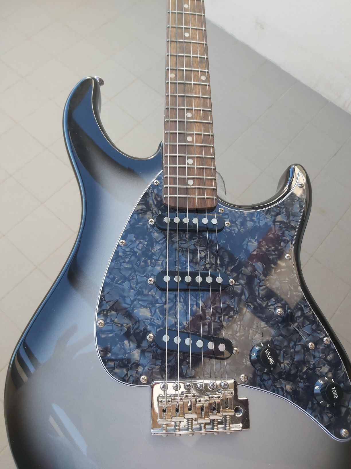 Guitarra Peavey Raptor Custom Silverburst