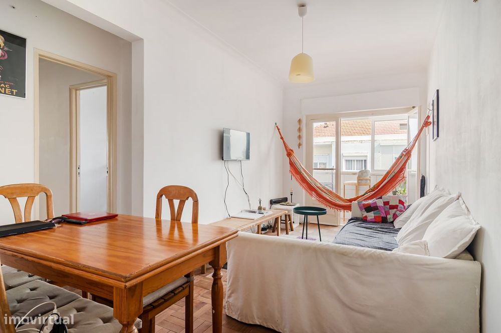Apartamento T2, Almada