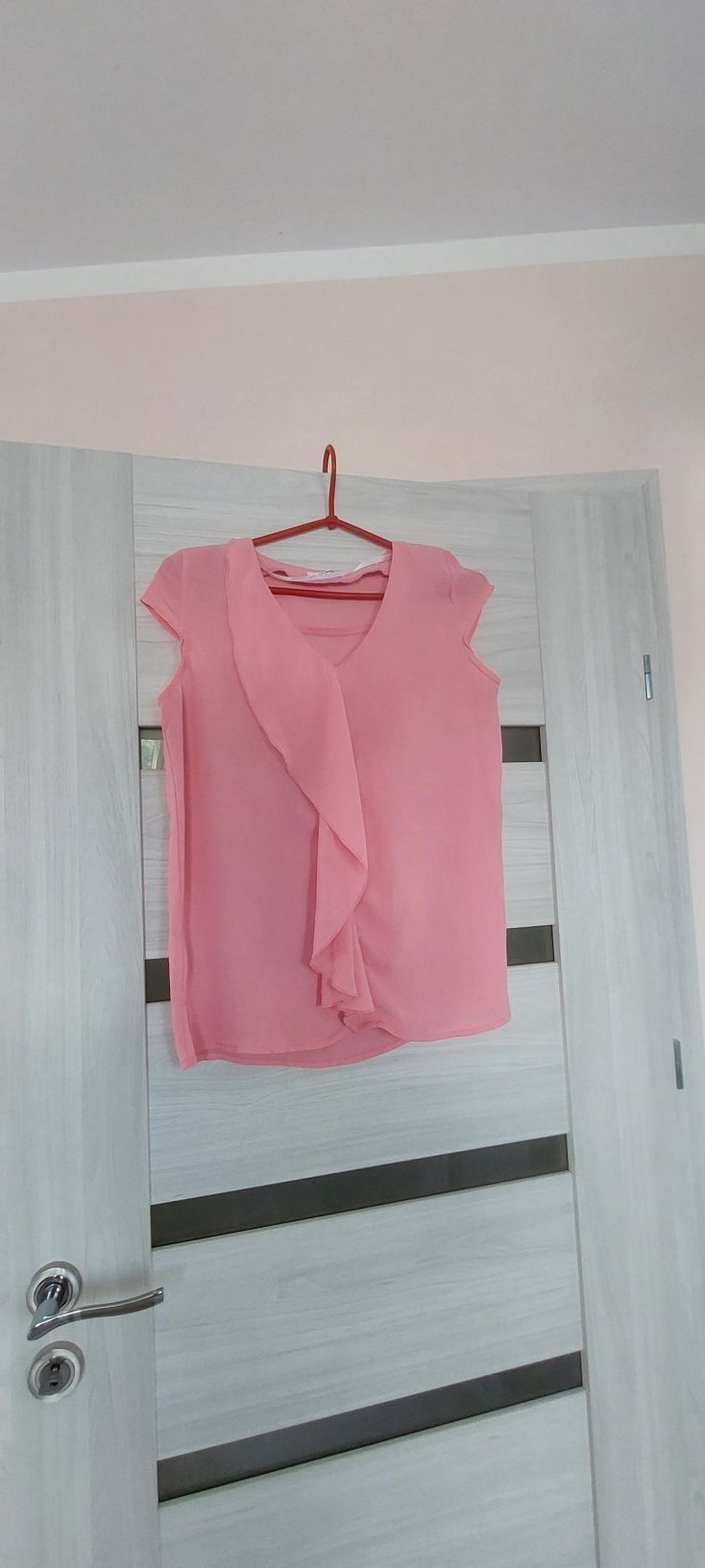 Bluzka top różowa krotki rekaw S M z falbanka women