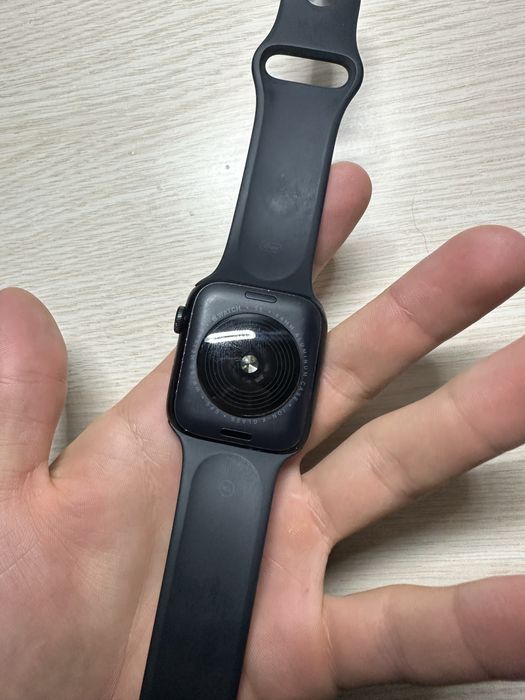 Apple Watch SE 2 44mm