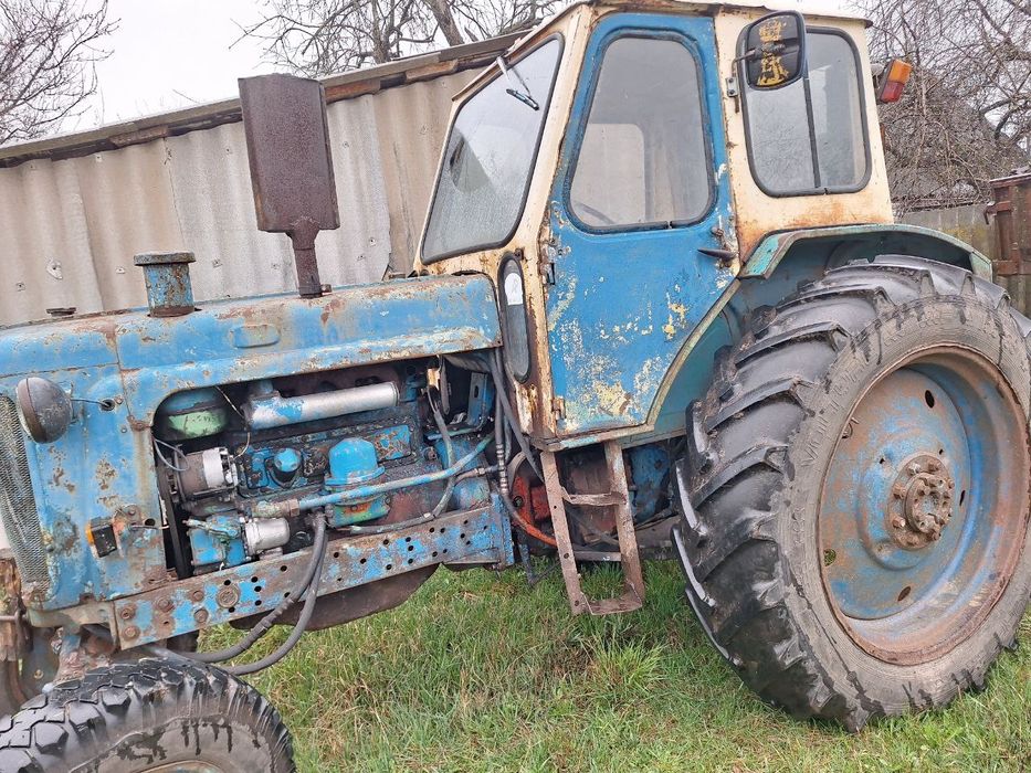 Продам трактор ЮМЗ-6
