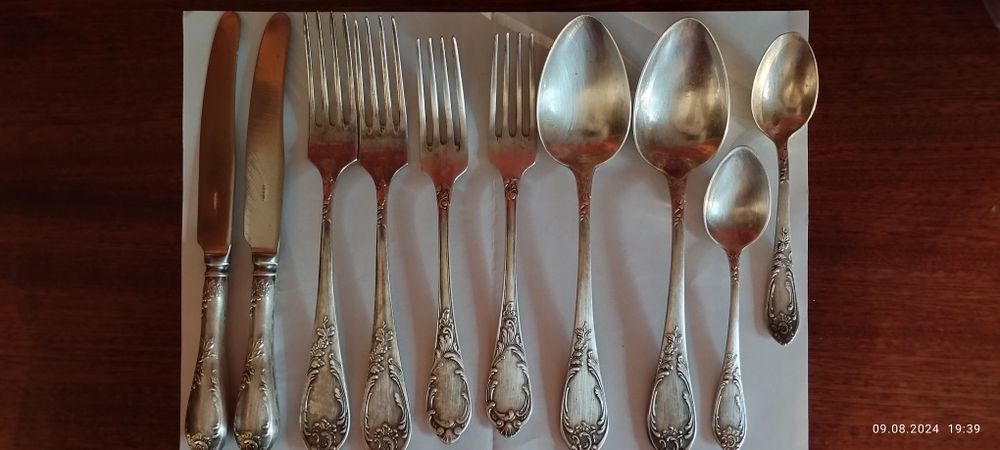 Продаю вилки,ложки , ножи, посеребреные.