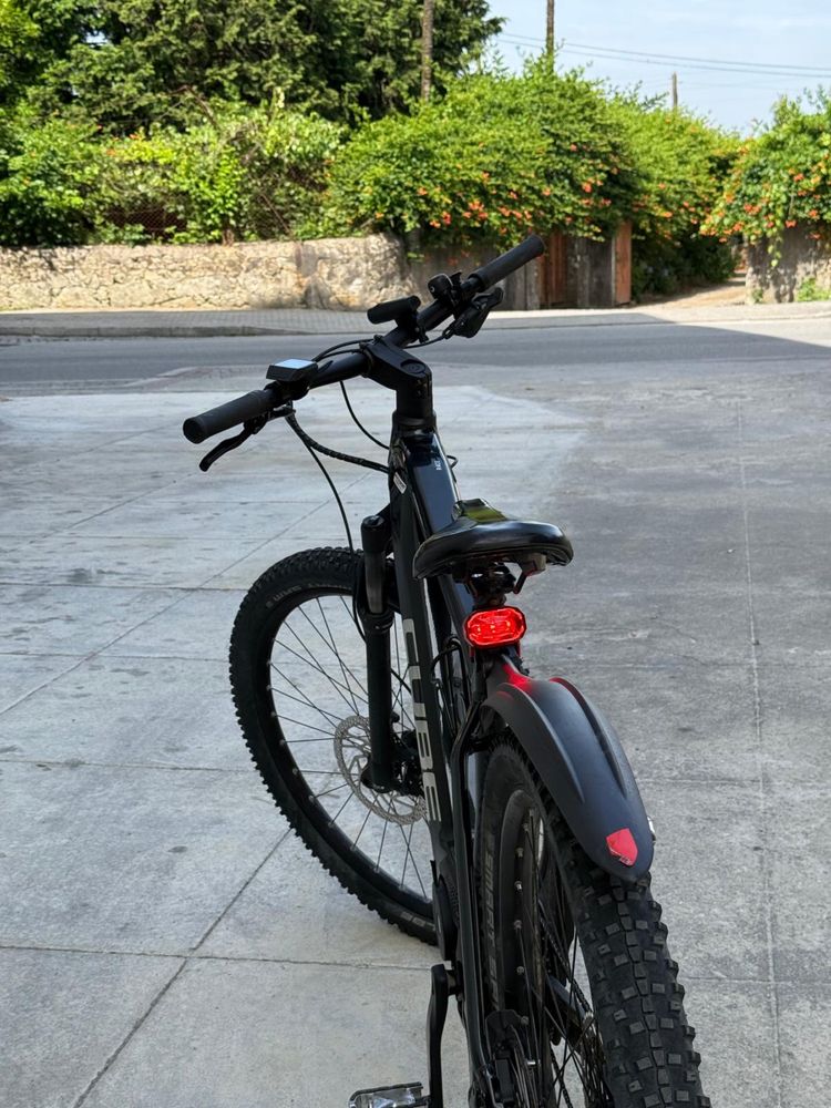 E-bike cube em otimo estado… bosch620 watt!