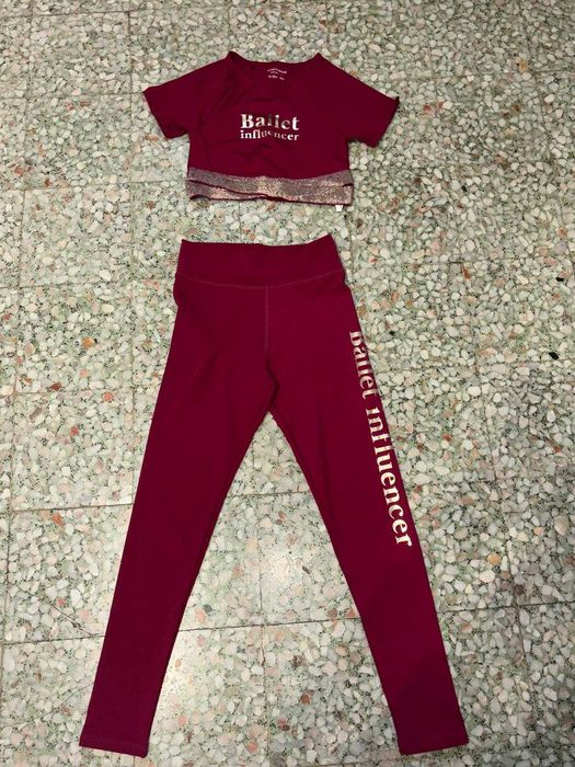 Roupa em otimo estado .