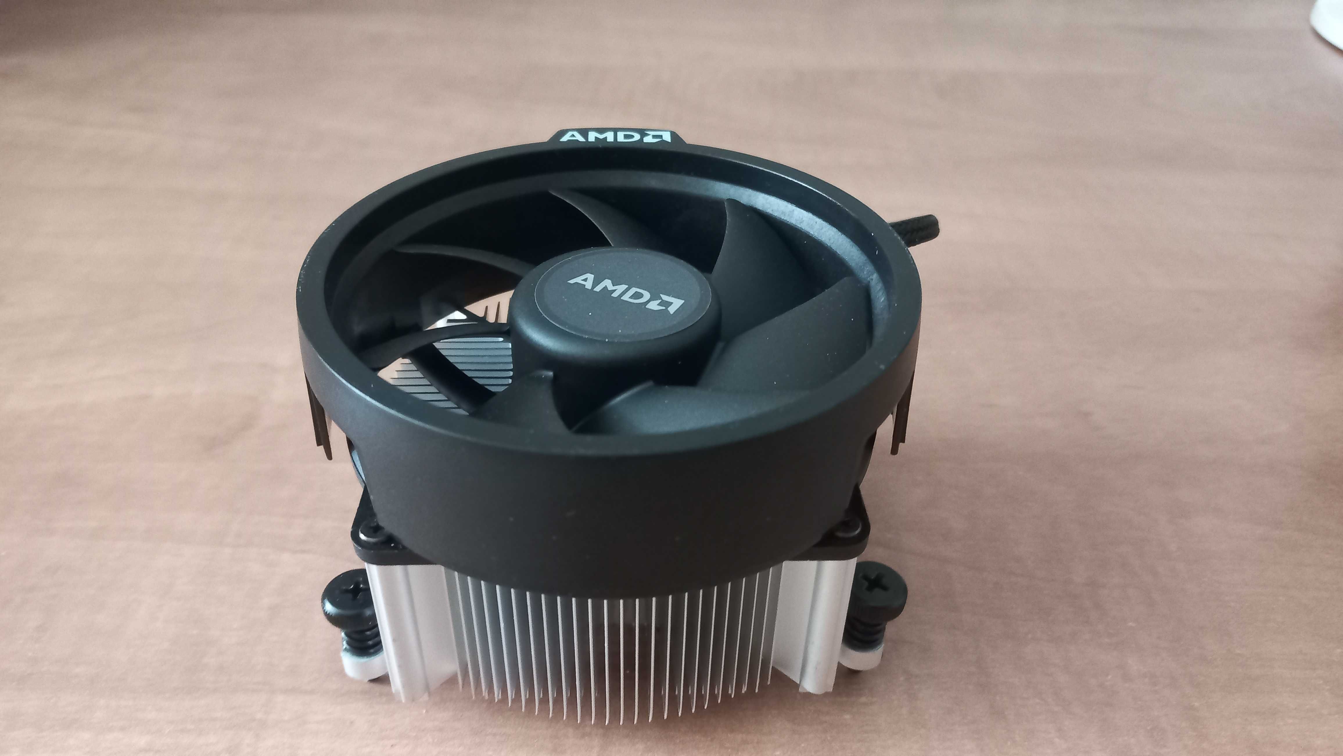 Procesor AMD Ryzen 5 2600 (3.4GHz, 16MB Cache) + Oryginalne chłodzenie