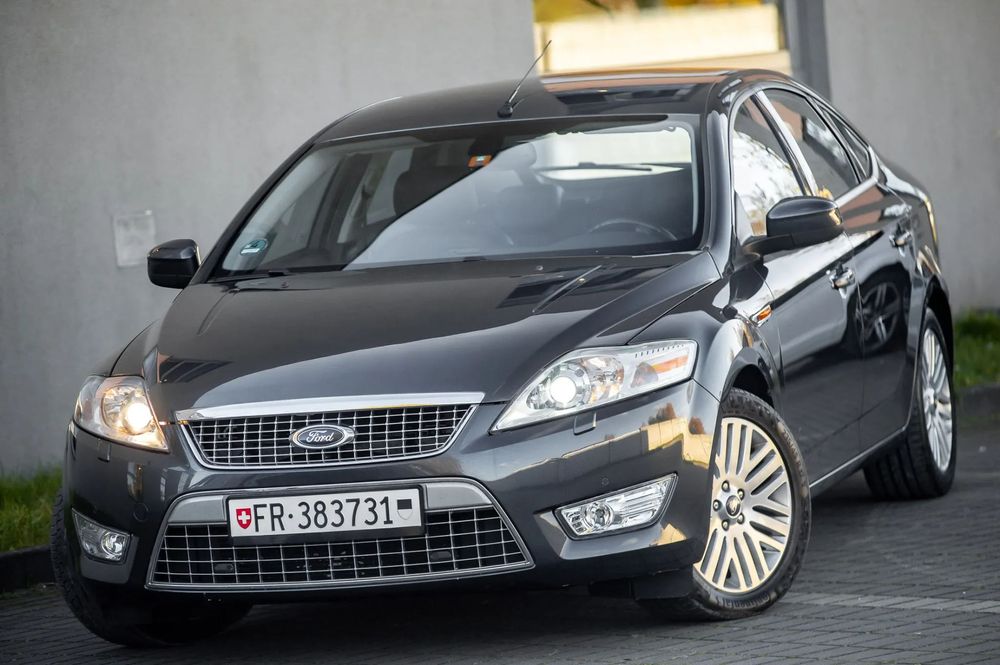 Ford Mondeo Ford Mondeo 2.5 Turbo Manual Converse Bixenon