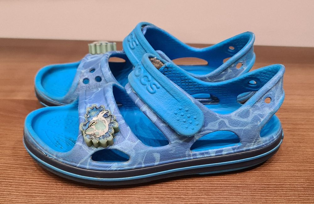 Босоножки сандали Crocs J 1  с акулой