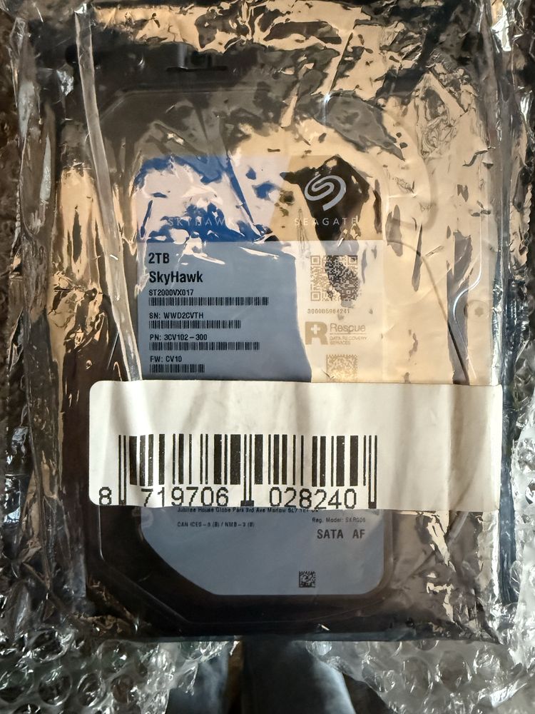Cztery dyski twarde Seagate SkyHawk 2TB do monitoringu NOWE
