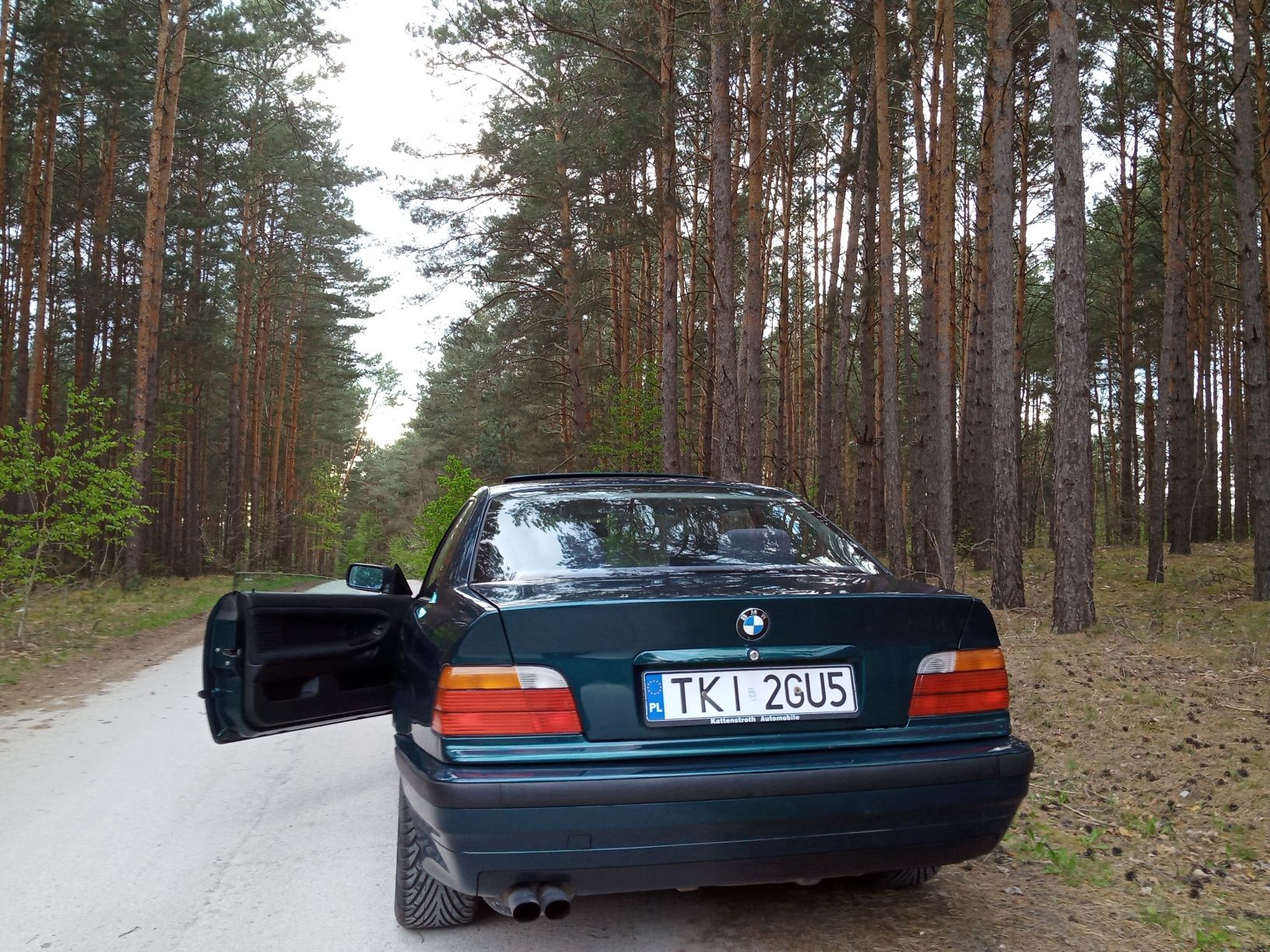 BMW E36 328i coupe