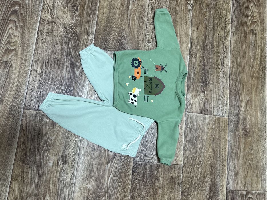 Светр світшот костюм 74