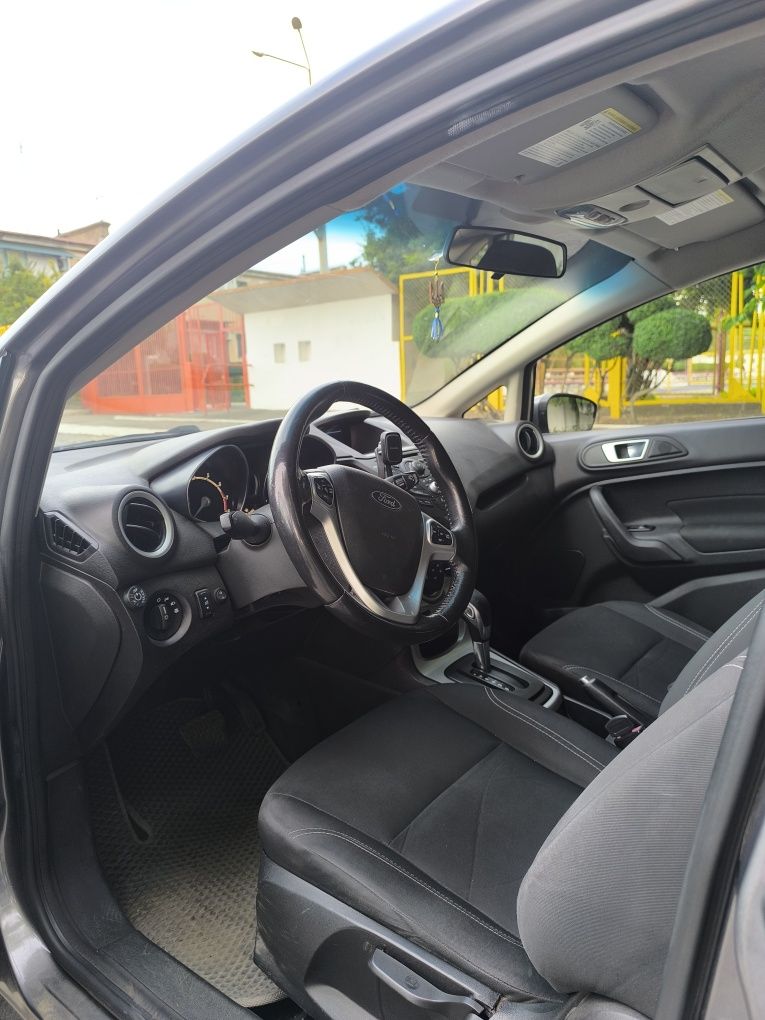 Ford Fiesta 1.6 2013