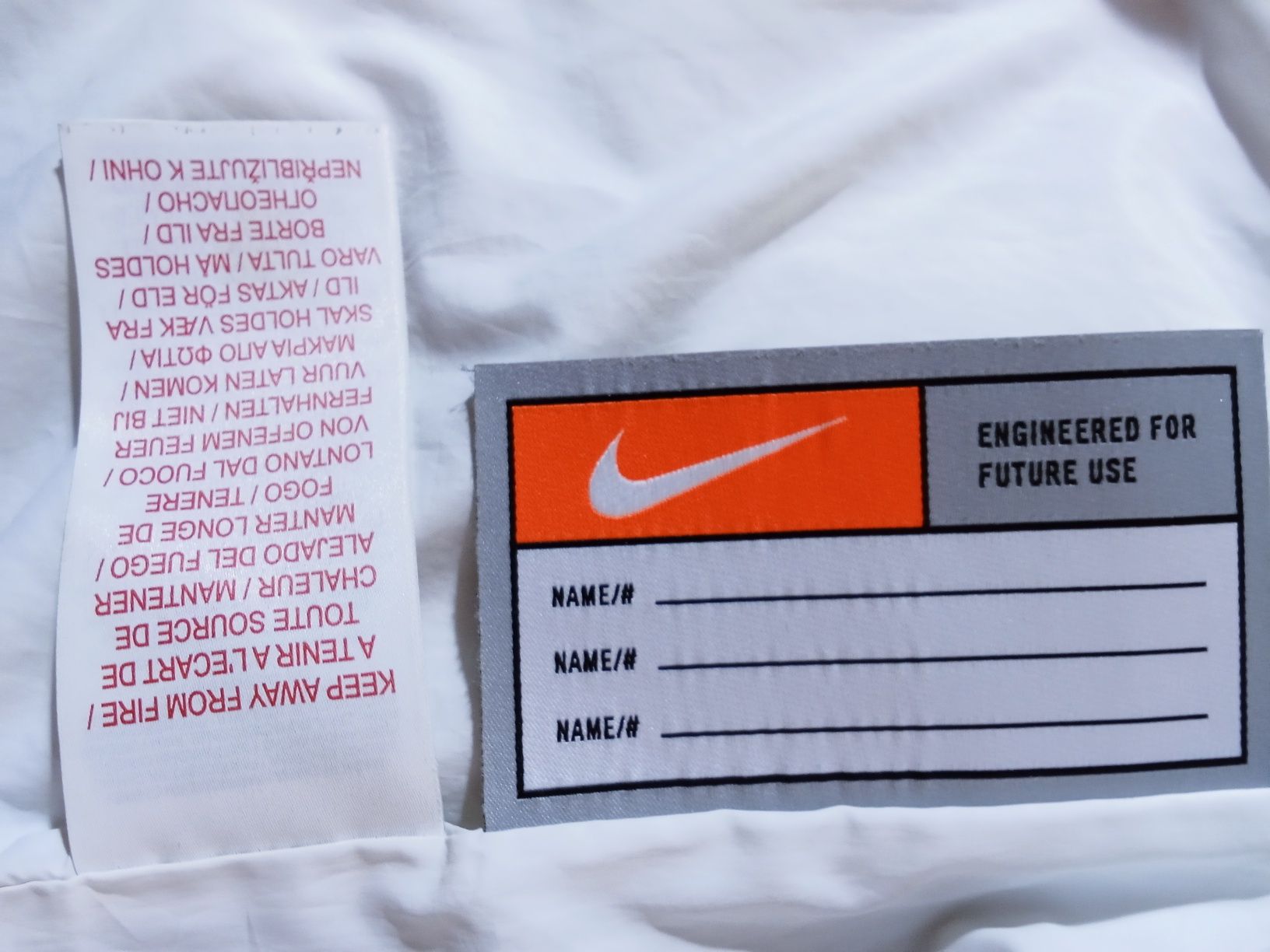 Casaco impermeável da Nike, Novo, entre os 127cm e os 137cm Ref 403