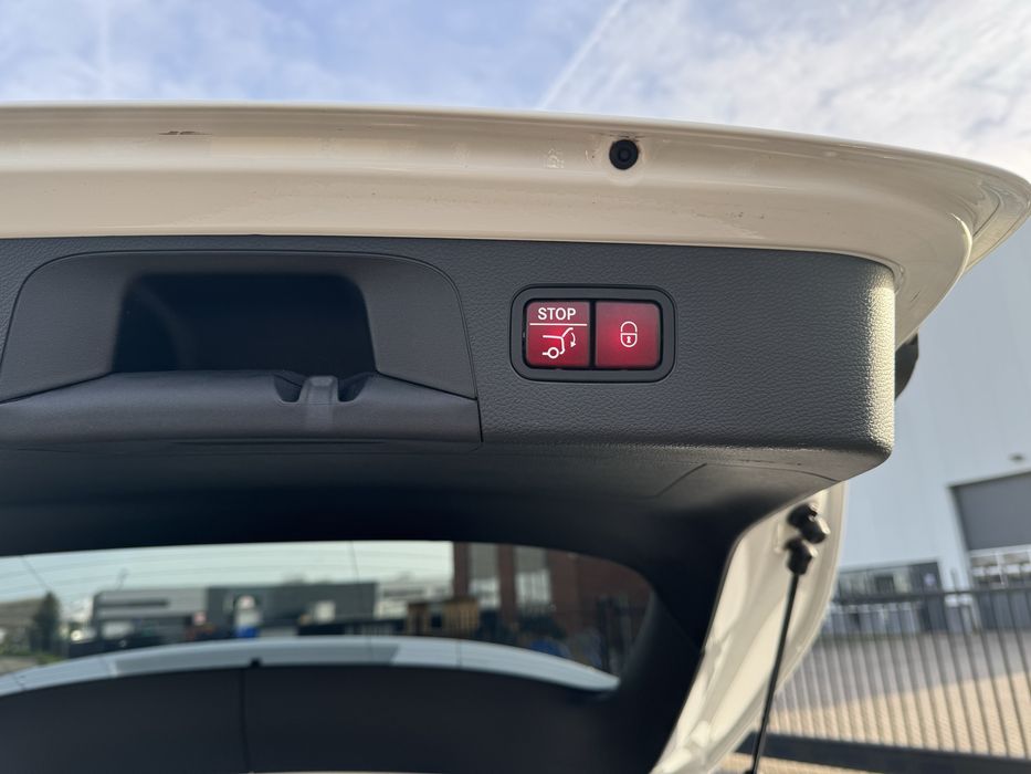 Mercedes GLC 43 AMG 367 koni, brązowa skóra, kamery 360, 9G tronic