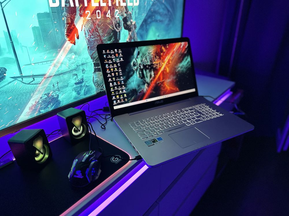 Игровой Большой Asus GAMING 17 + Девайсы