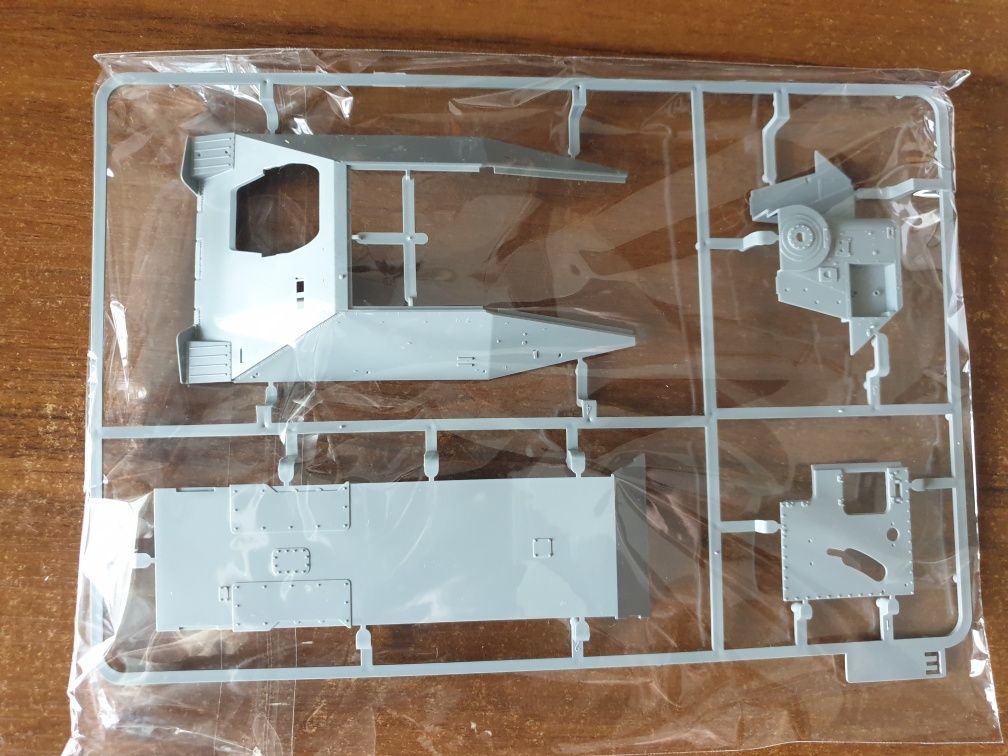 Сборные модели немецких САУ Hetzer 1/35 Takom