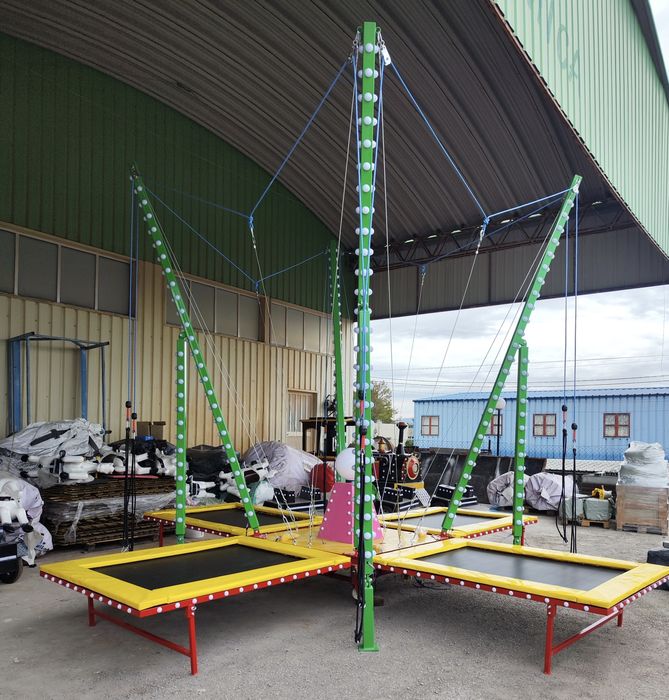 Trampolim de elásticos profissional