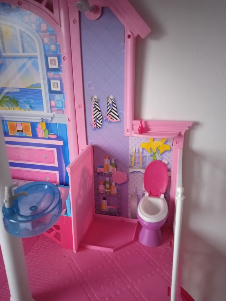 Domek Barbie piętrowy Mattel