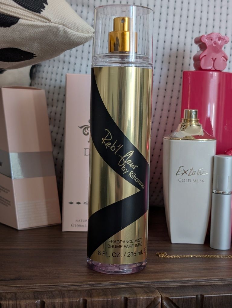 Rihanna Reb'l Fleur 236 ml mgiełka perfumowana