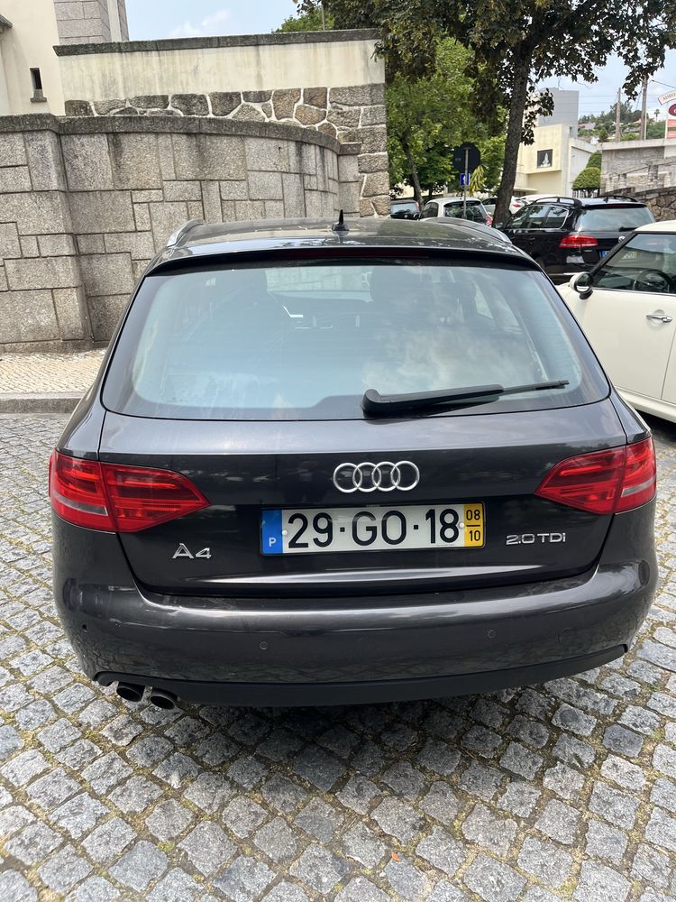 Audi A4 2.0 TDI com 170cv