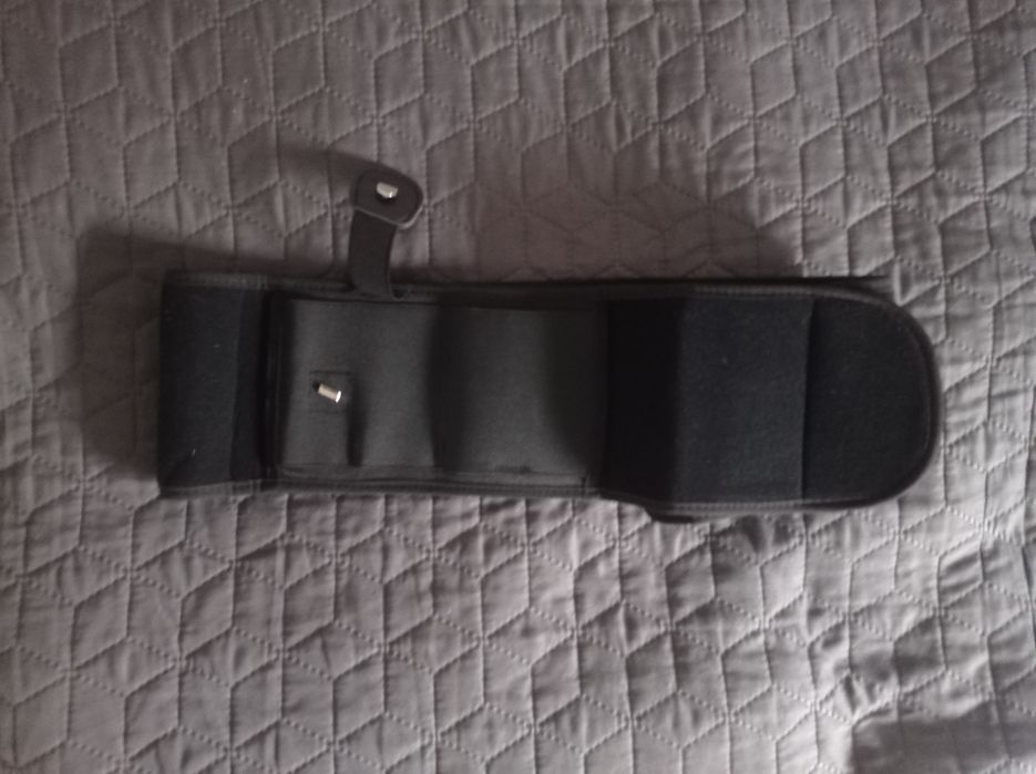 Pas na brzuch -kabura