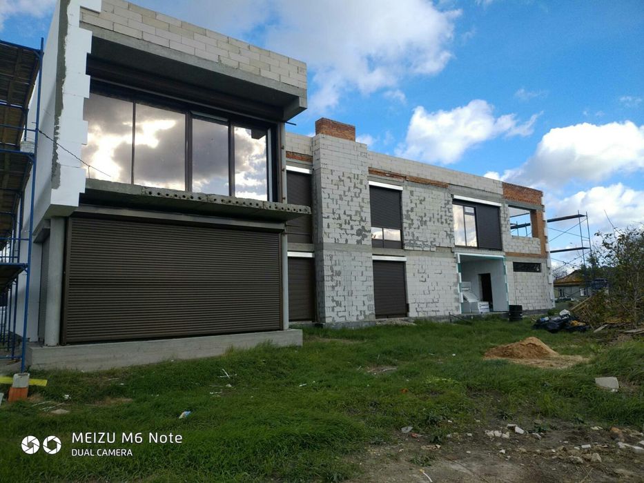 Будівництво, реконструкція, ремон, Є Відновленнят