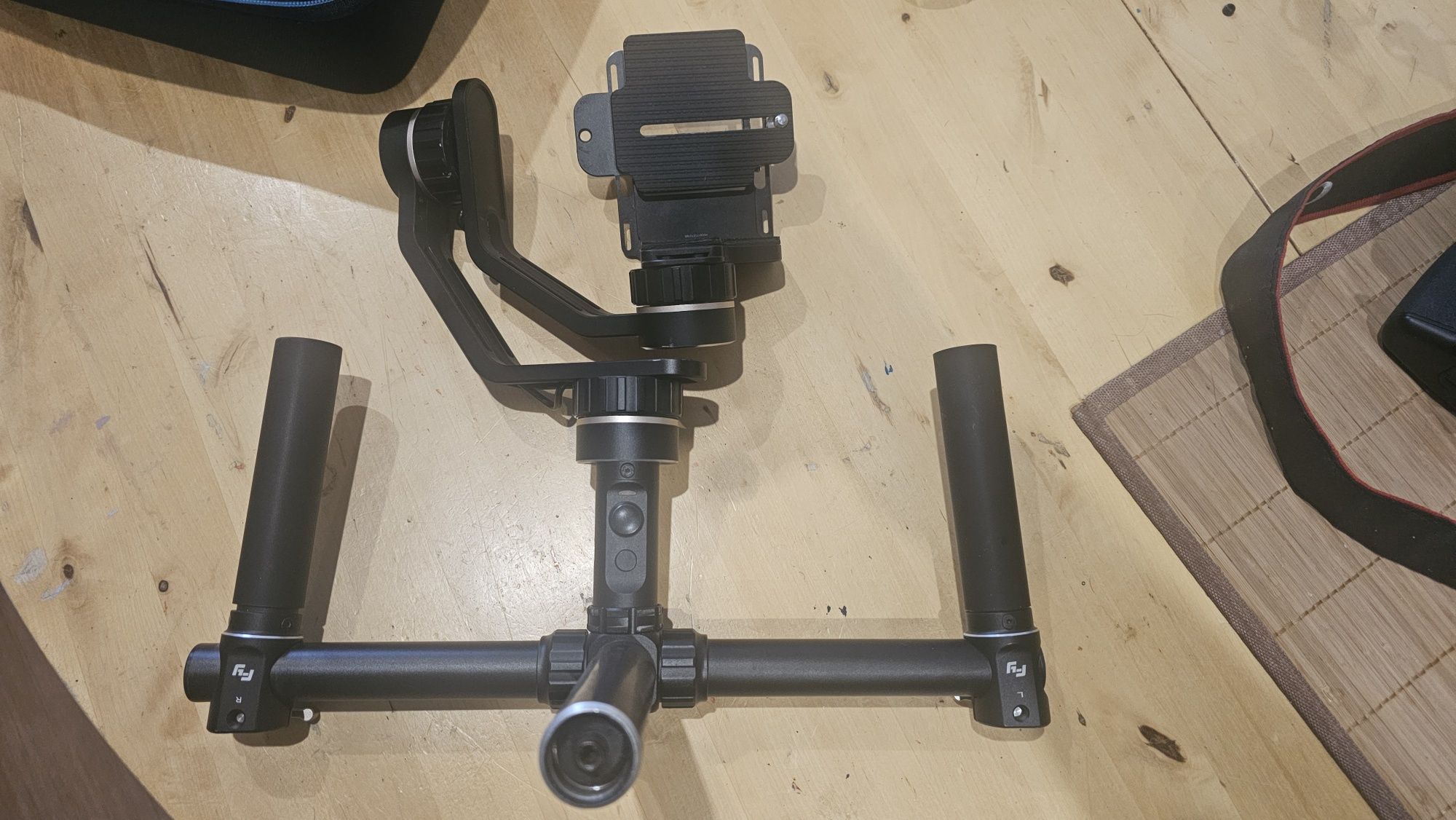 Flayutech mg v2 gimbal dslr lustrzanka