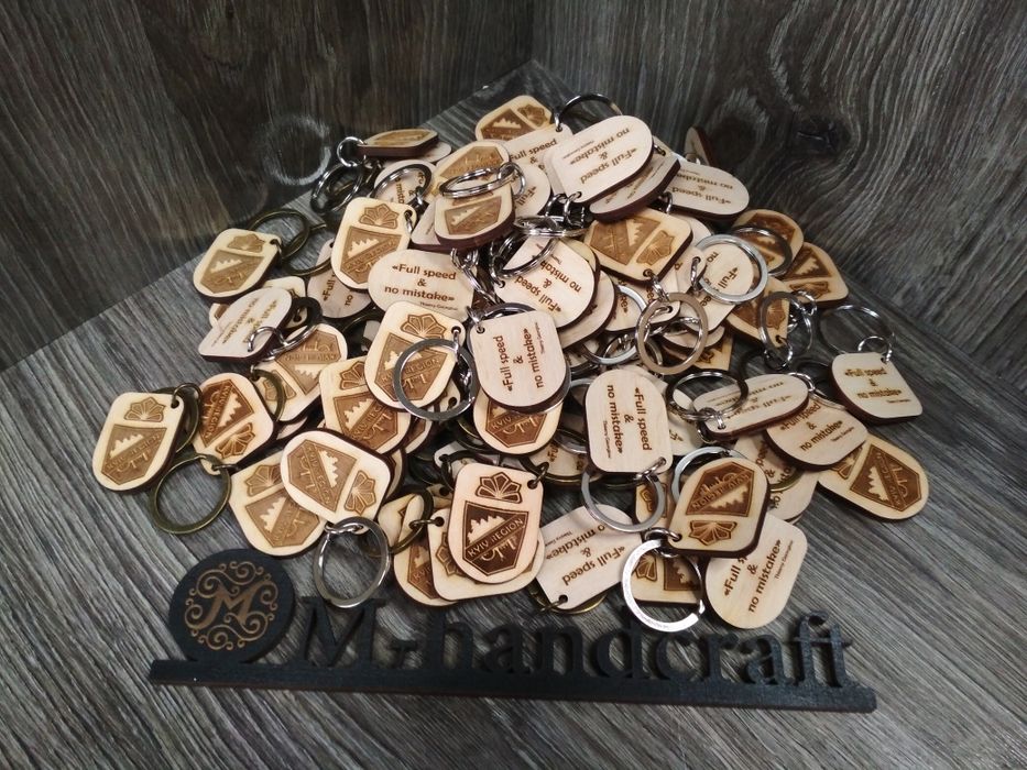 Виготовлення сувенірної продукції з фанери та шкіри, лазерна різка