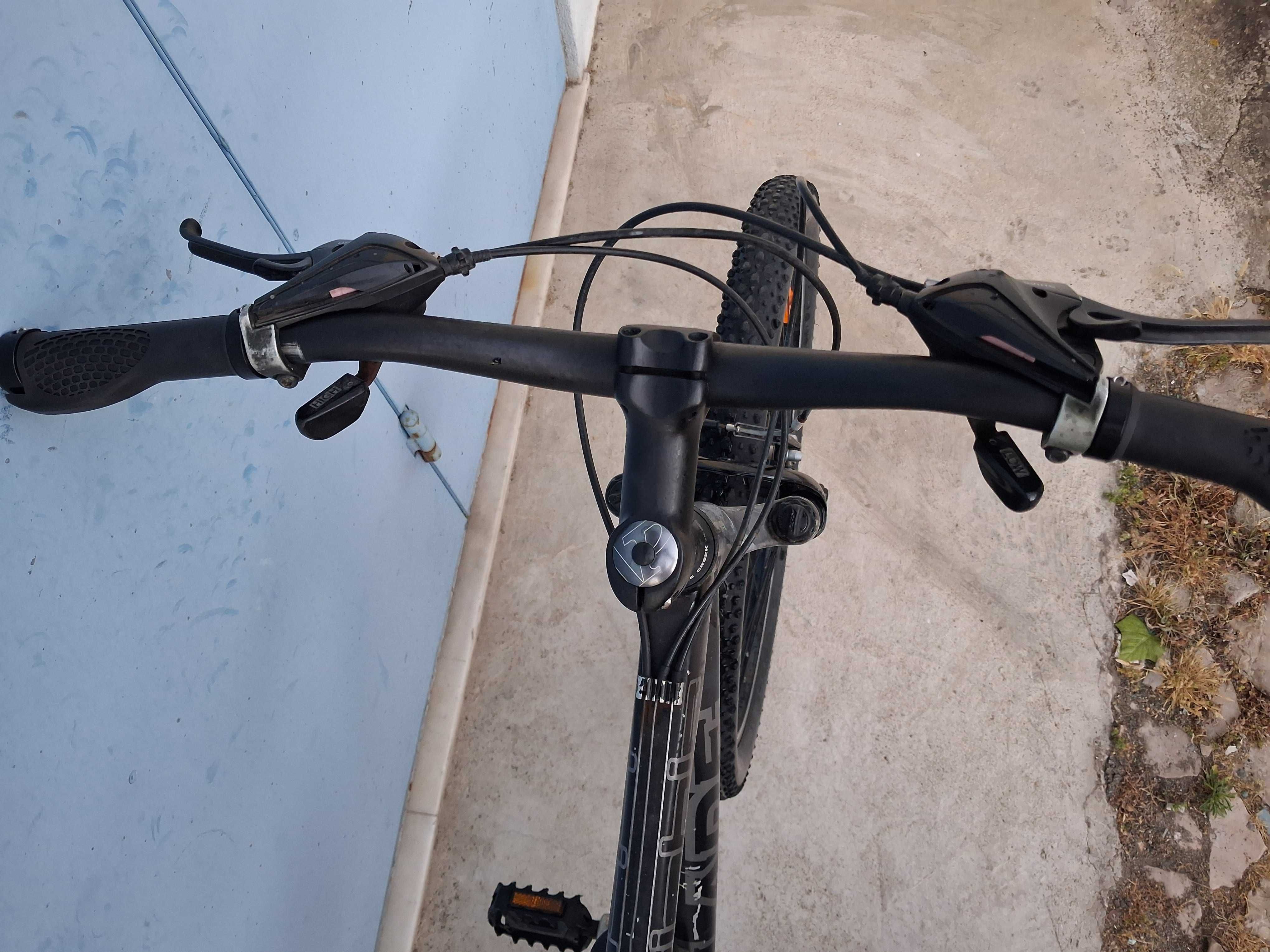 Bicicleta em aluminio roda 26 revisão feita pronta a pedalar