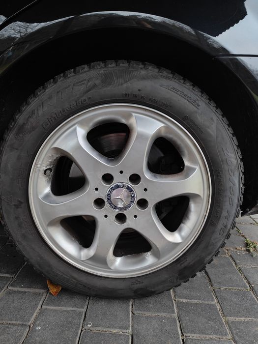 Felgi Mercedes C W204 Opony zimowe Pirelli Winter Cinturato 205/55/16