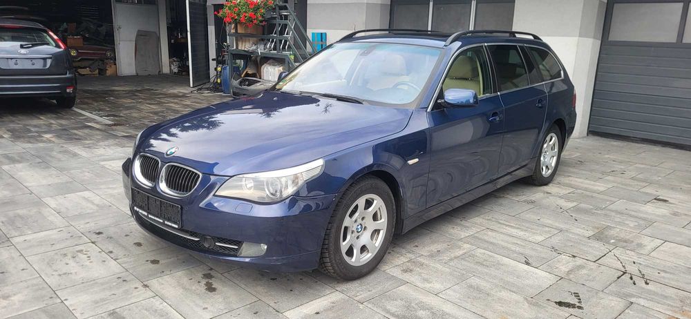 BMW e61 525i Touring 2006 r. 213 tys.