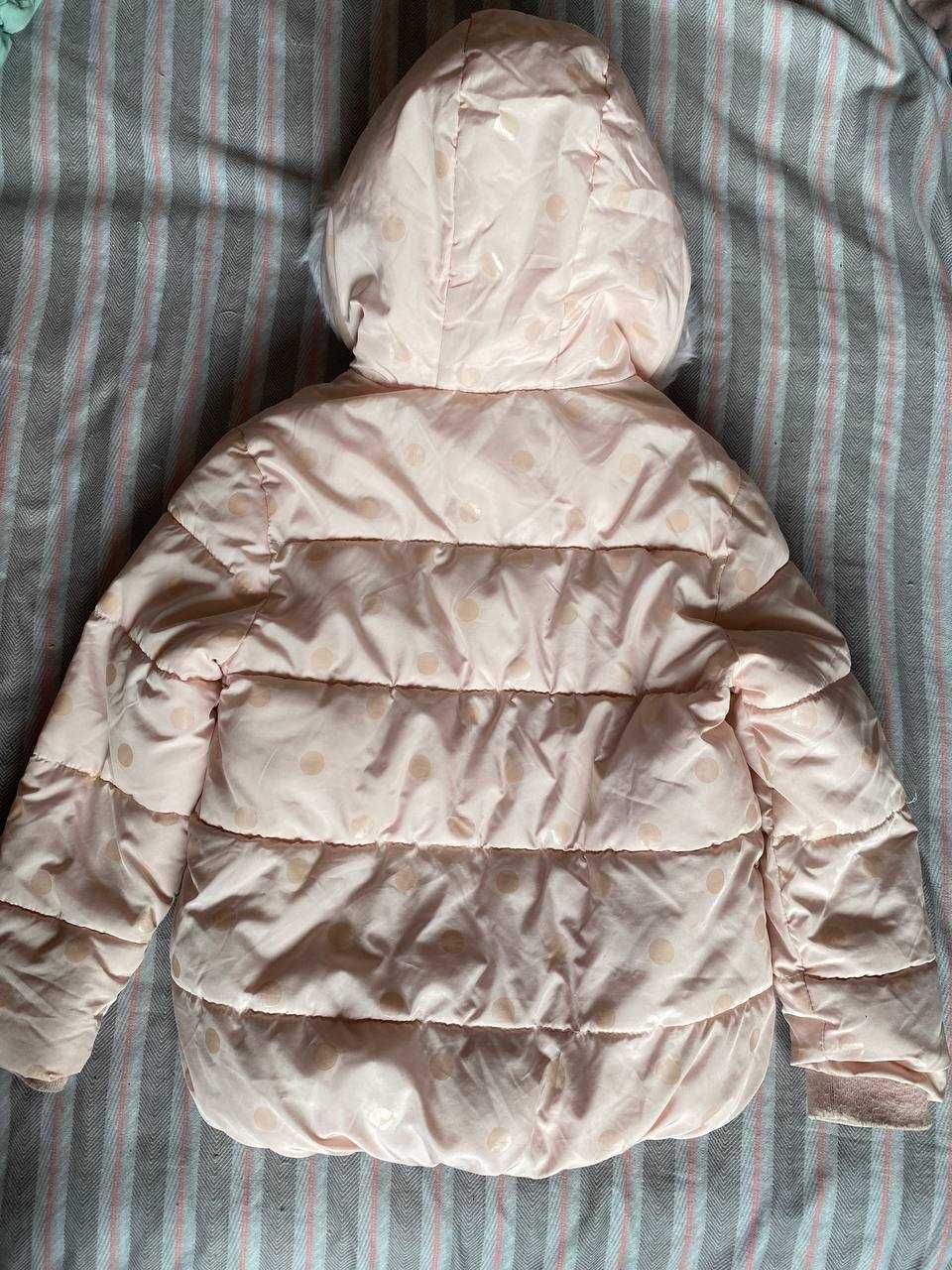 Куртка демисезонная на девочку 5-6 лет