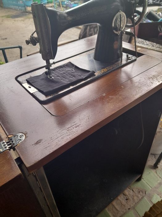 Швейная мащинка Подольского завода