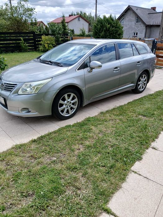 Toyota Avensis 2,0 d4d  126 km