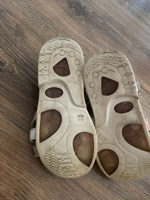 Босоніжки 28 розмір