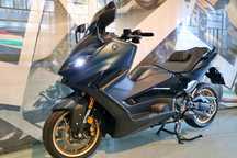 Yamaha Tmax Yamaha Tmax Tech Max 560 2 lata gwarancji Armed Bike Warszawa FILM