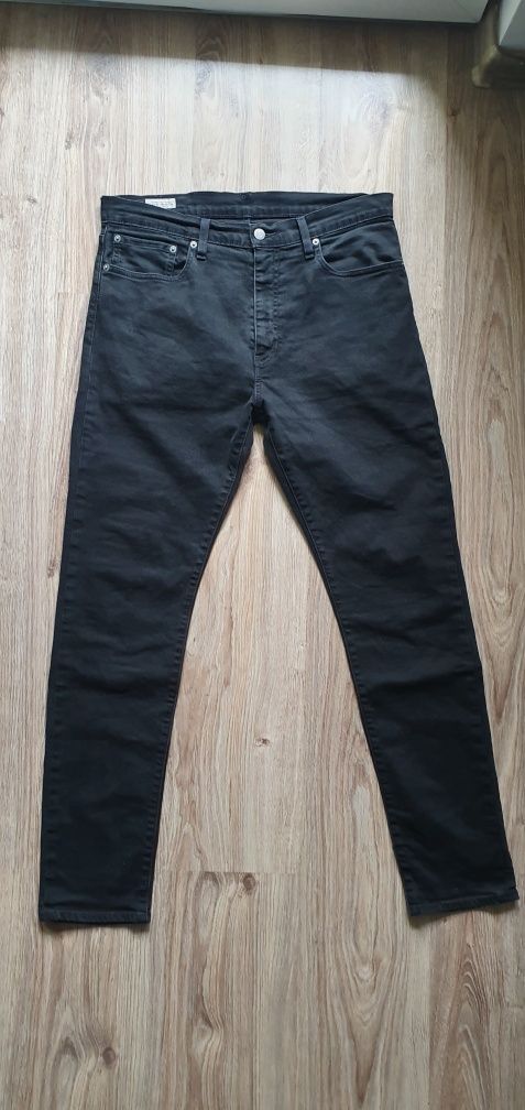 Spodnie dżinsowa Levis 512 W34 L32 Premium