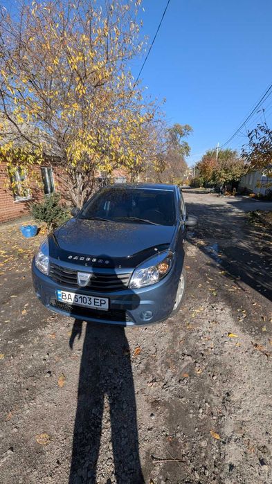 Продам Рено Сандеро