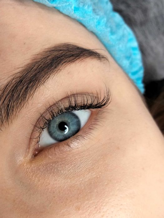 Наращивание ресниц