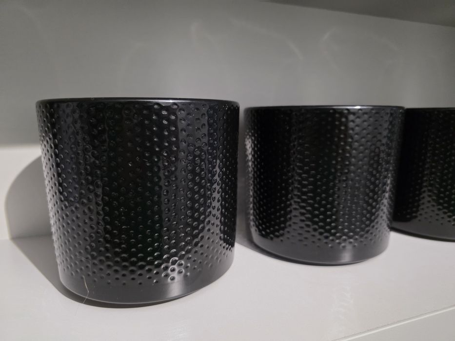 Czarne osłonk doniczki różne rozmiary