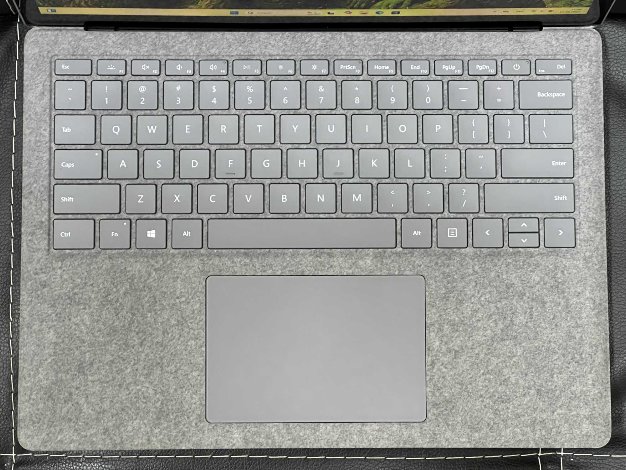 Microsoft  Surface Laptop 3 13.5" 2K IPS ii7-1065G7 16Gb 256Gb