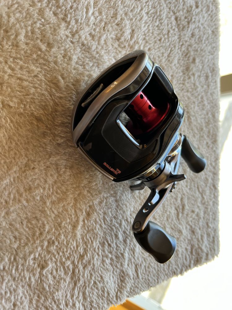 Carreto Daiwa T3 Ballistic 100HSL