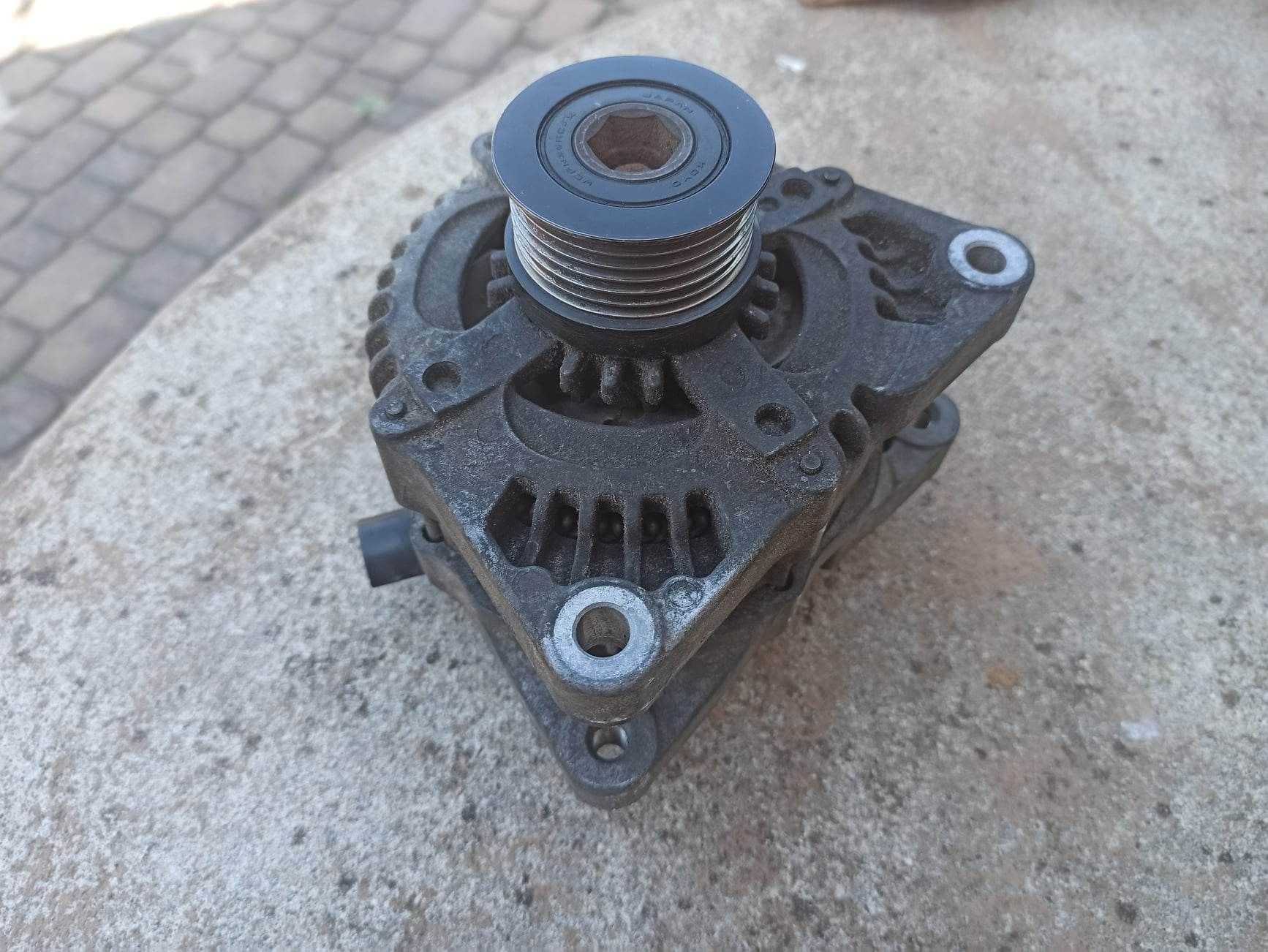 Alternator Denso 120A 120 A Ford Focus mk2