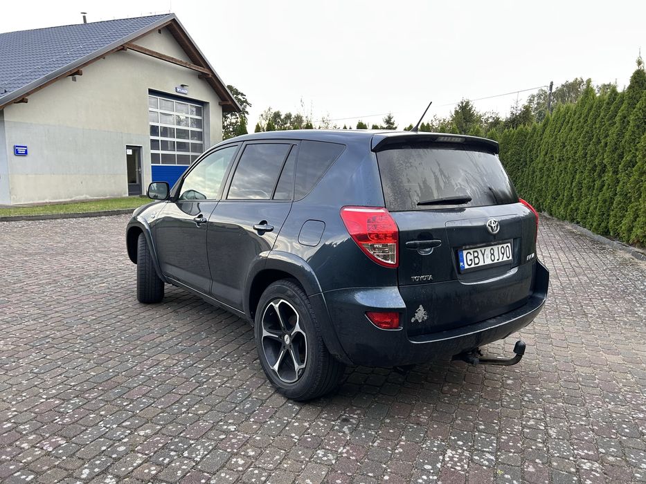 Toyota RAV4 2.2 D-CAT 2006 (uszczelka pod głowicą)