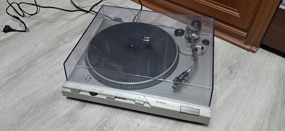 Gramofon technics sl-d3
