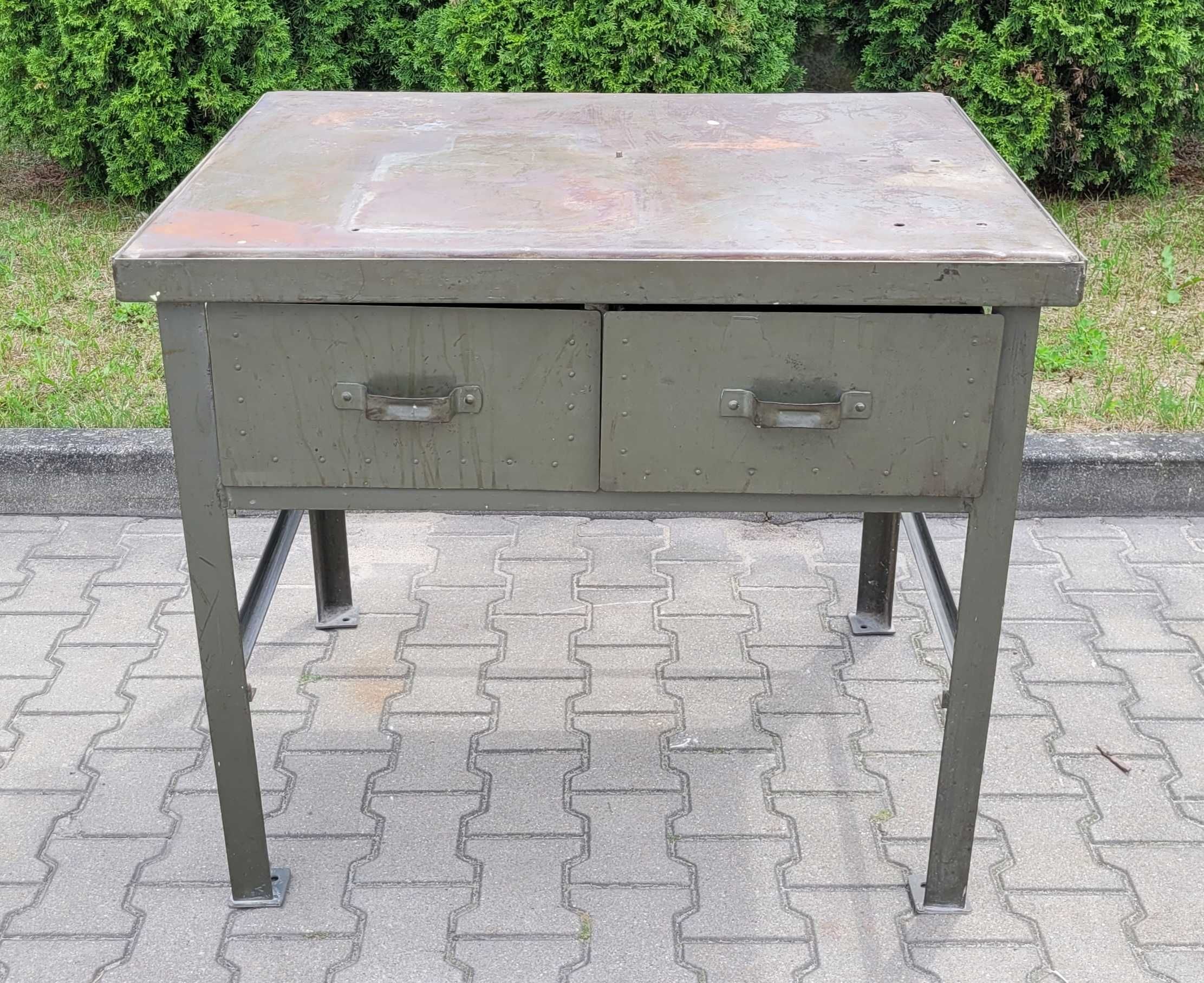Stół metalowy-warsztatowy PRL Loft.