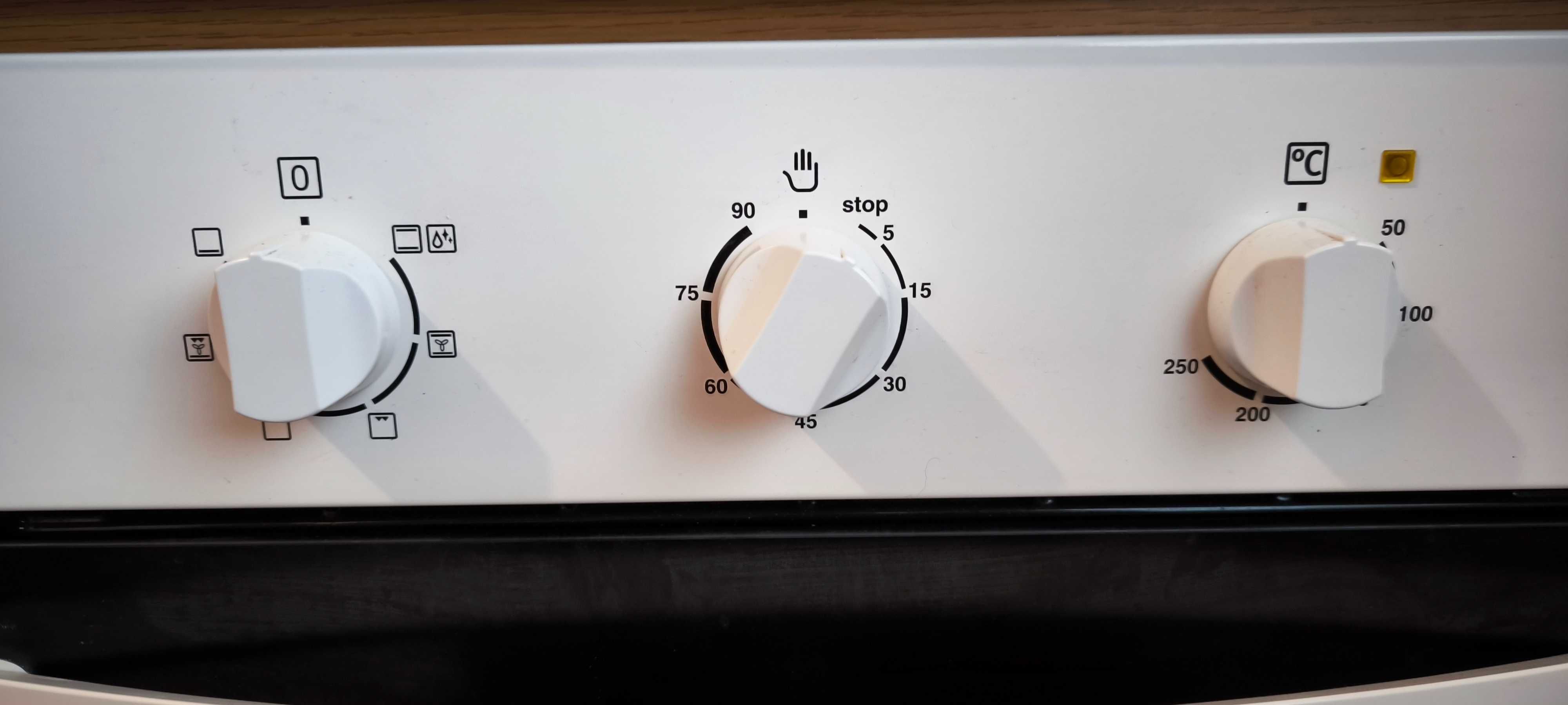 Forno encastrar Zanussi