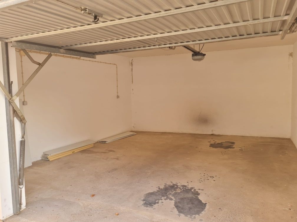 Garagem fechada em montenegro