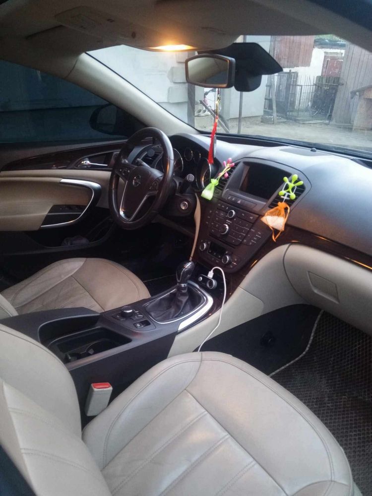 Opel insignia sports turer 4x4 opc line